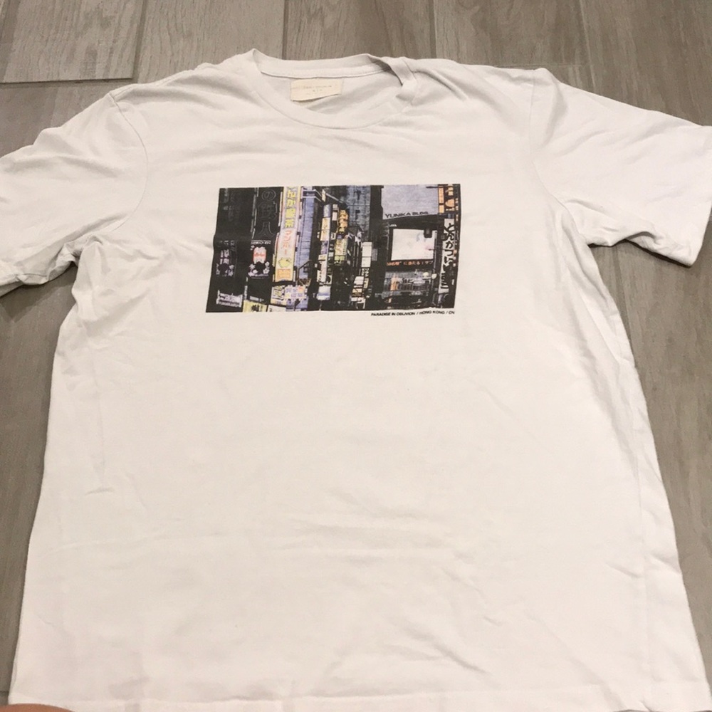 Cotton On Tee - Hong Kong